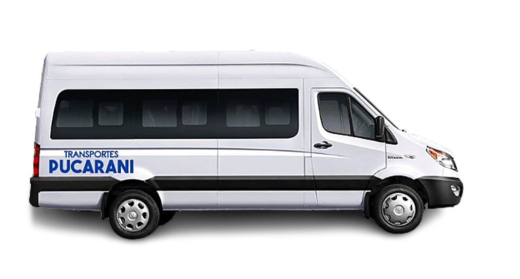 Van de pasajeros de Transportes Pucarani, empresa de transporte en Arica